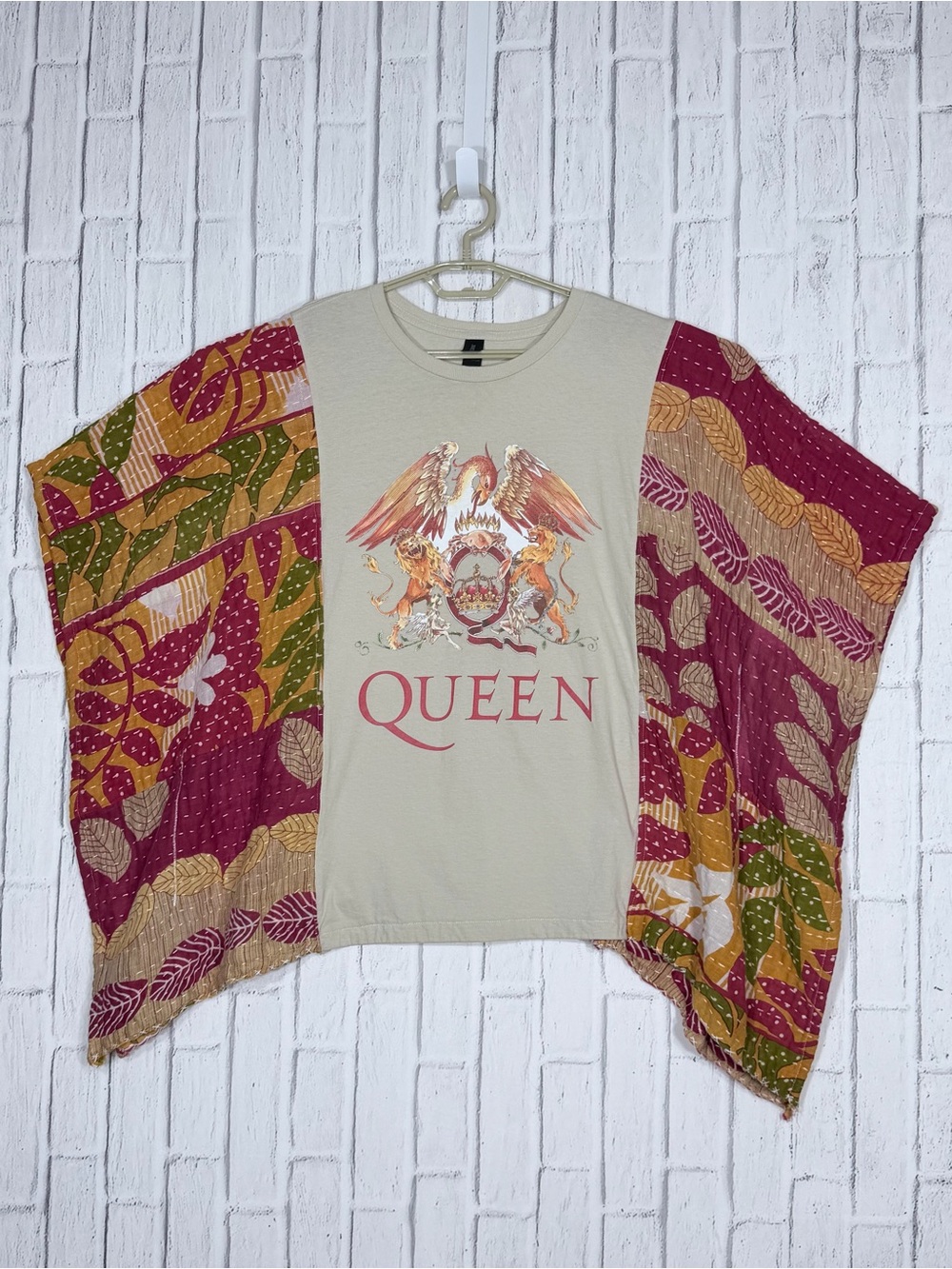 👑 Queen Graphic Tee Kantha Kimono Poncho Top One Size 100% Cotton